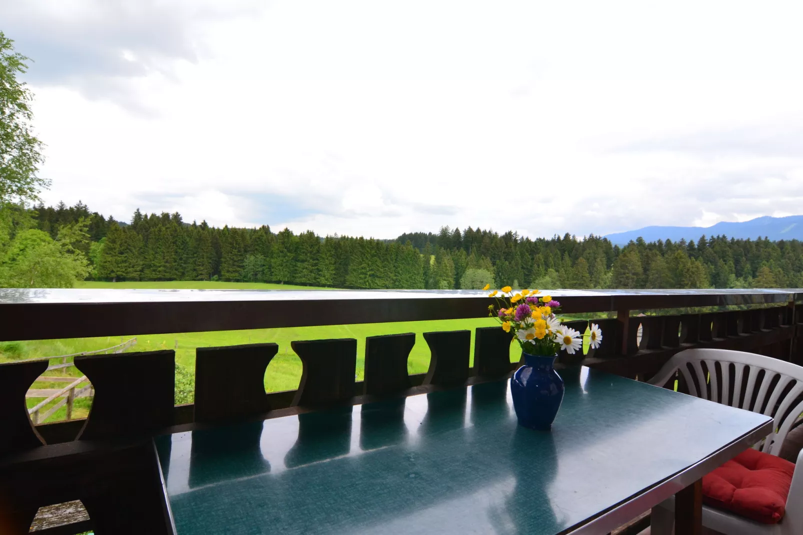 Knittel-Terrace balcony
