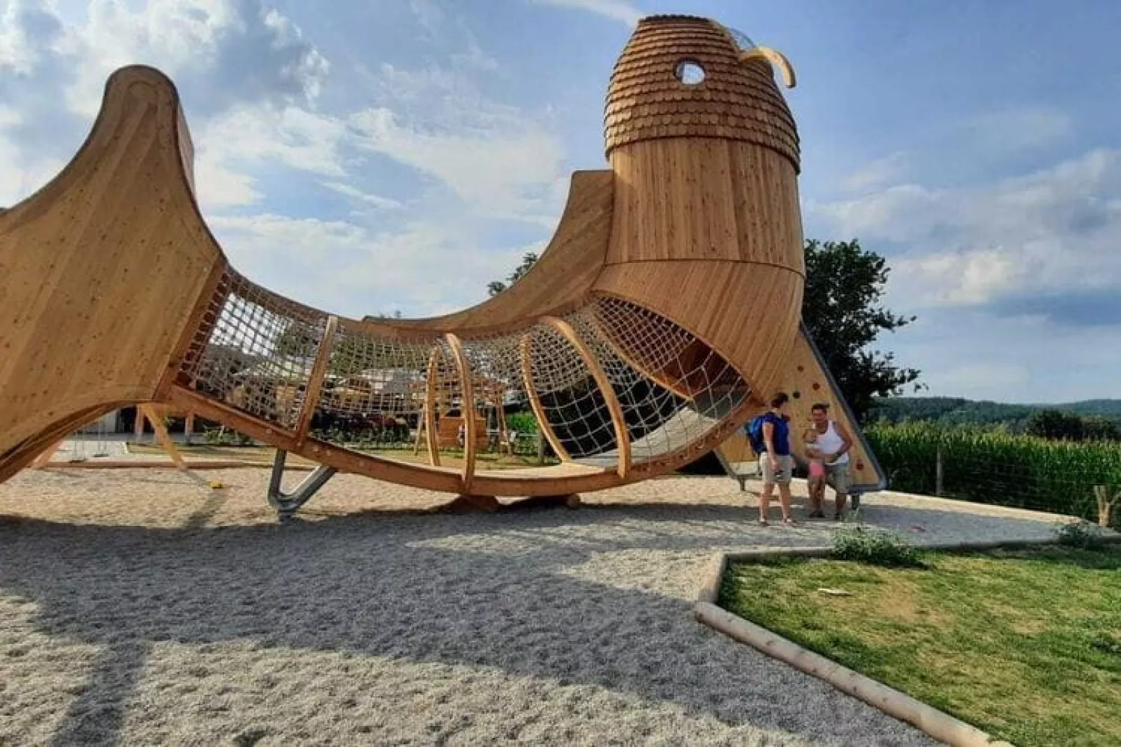 Has'n Res-Areas within 20km in summer