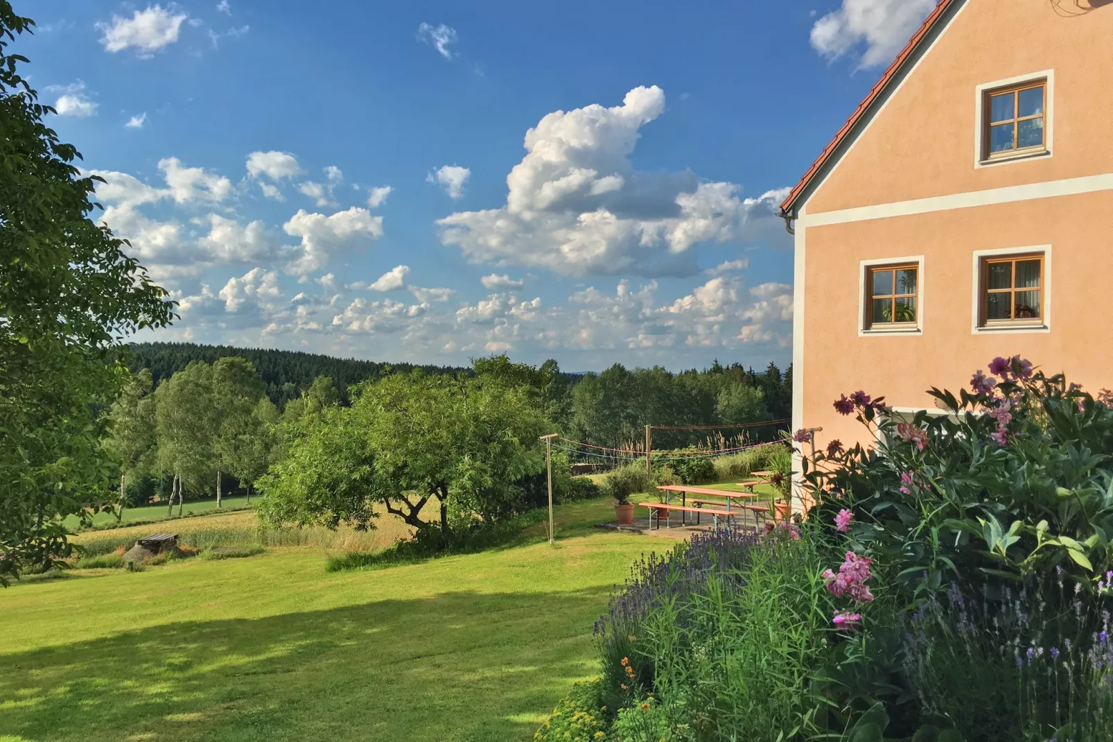 Bayern-Exterior summer