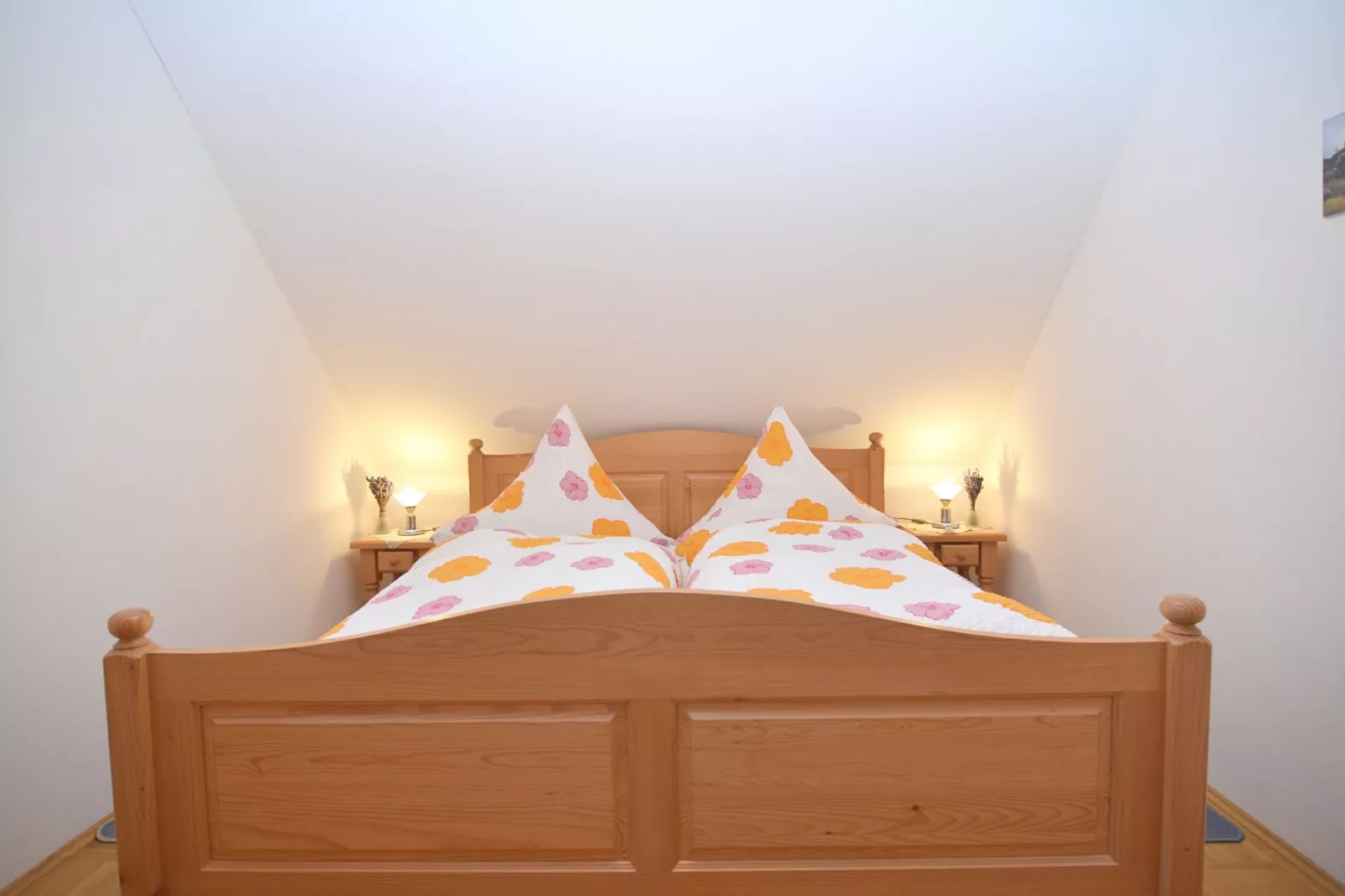 Blumenhof-Schlafzimmer
