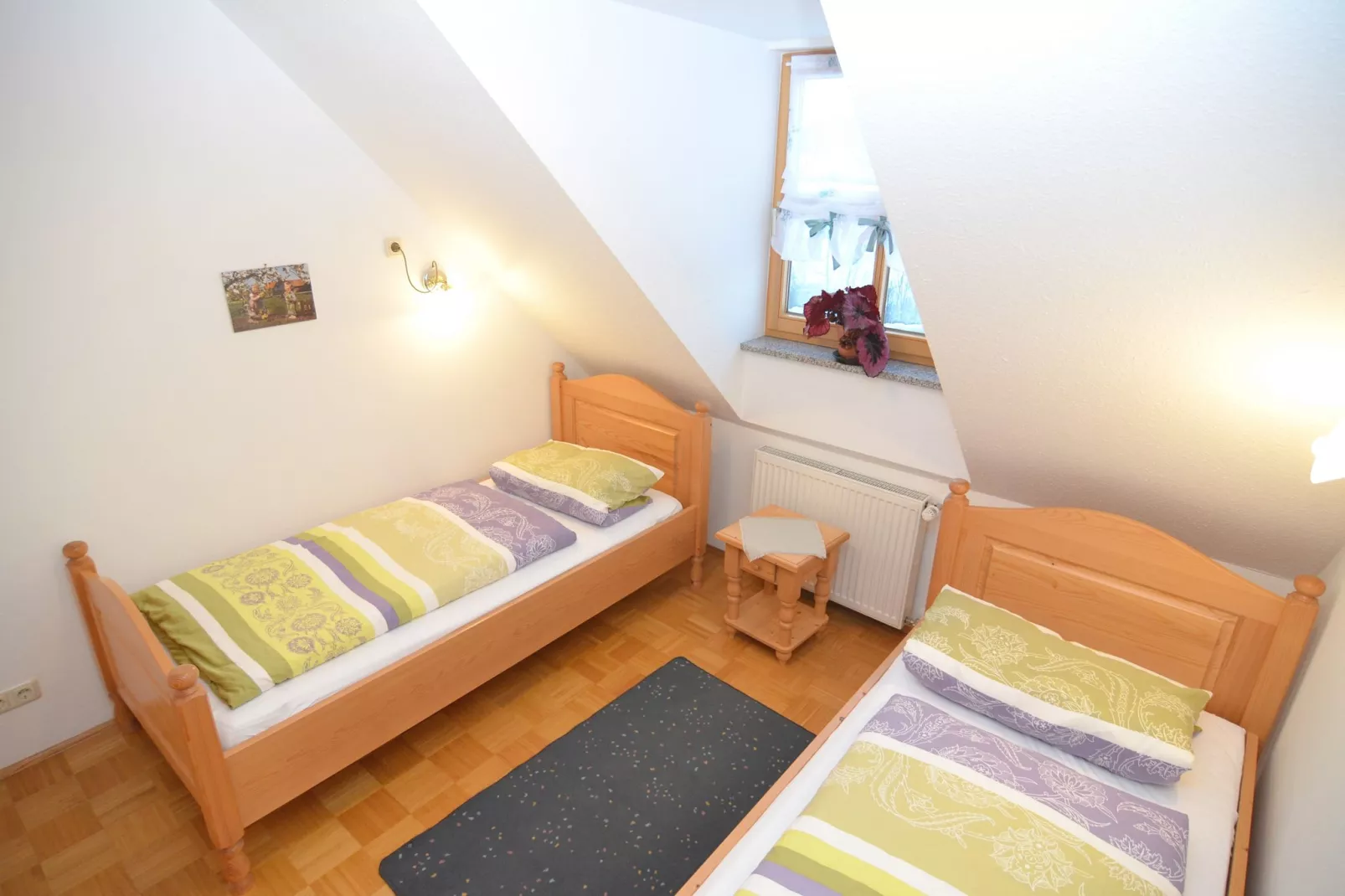 Blumenhof-Schlafzimmer