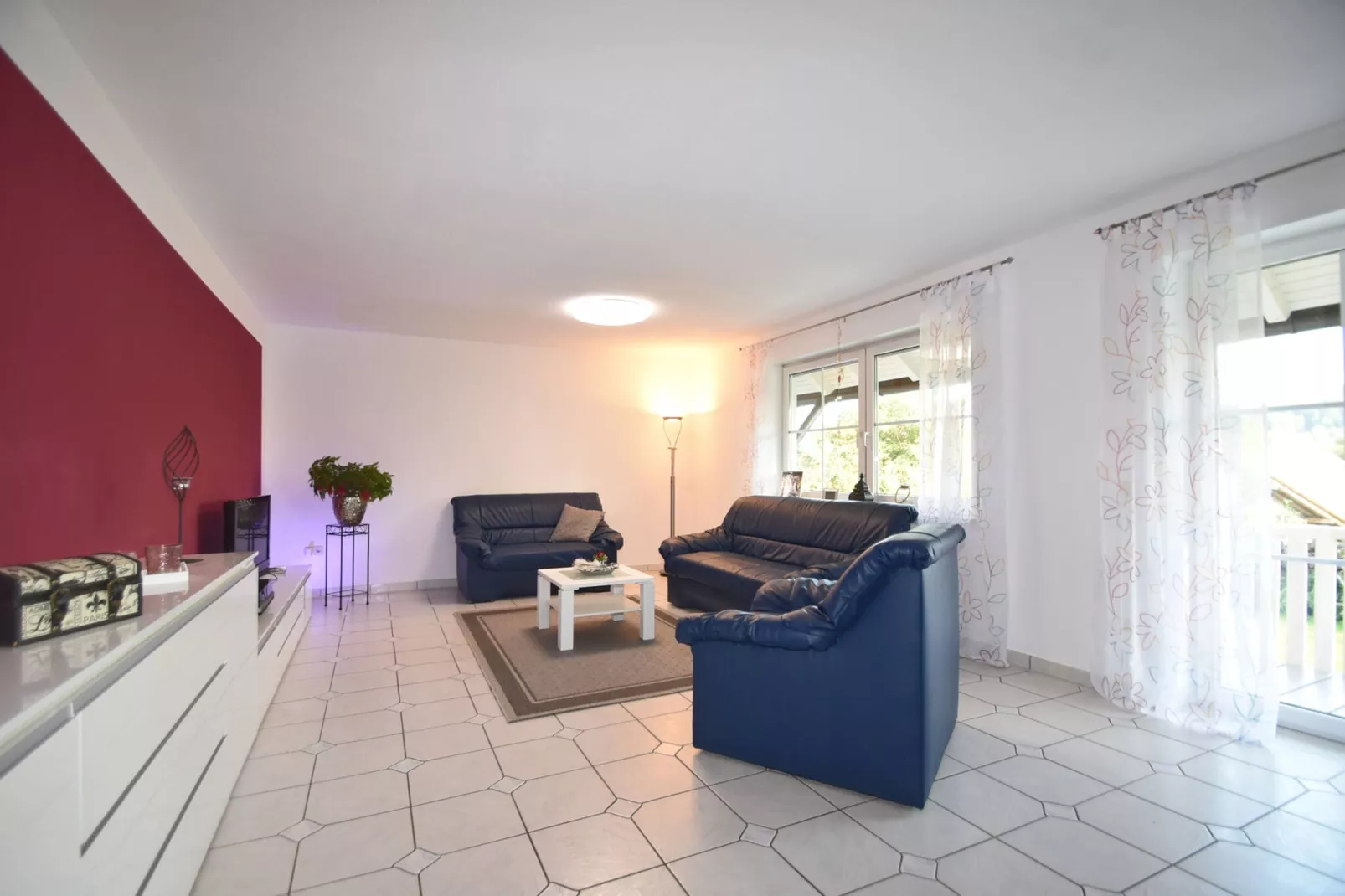 Zur Gradlhöhe-Living room