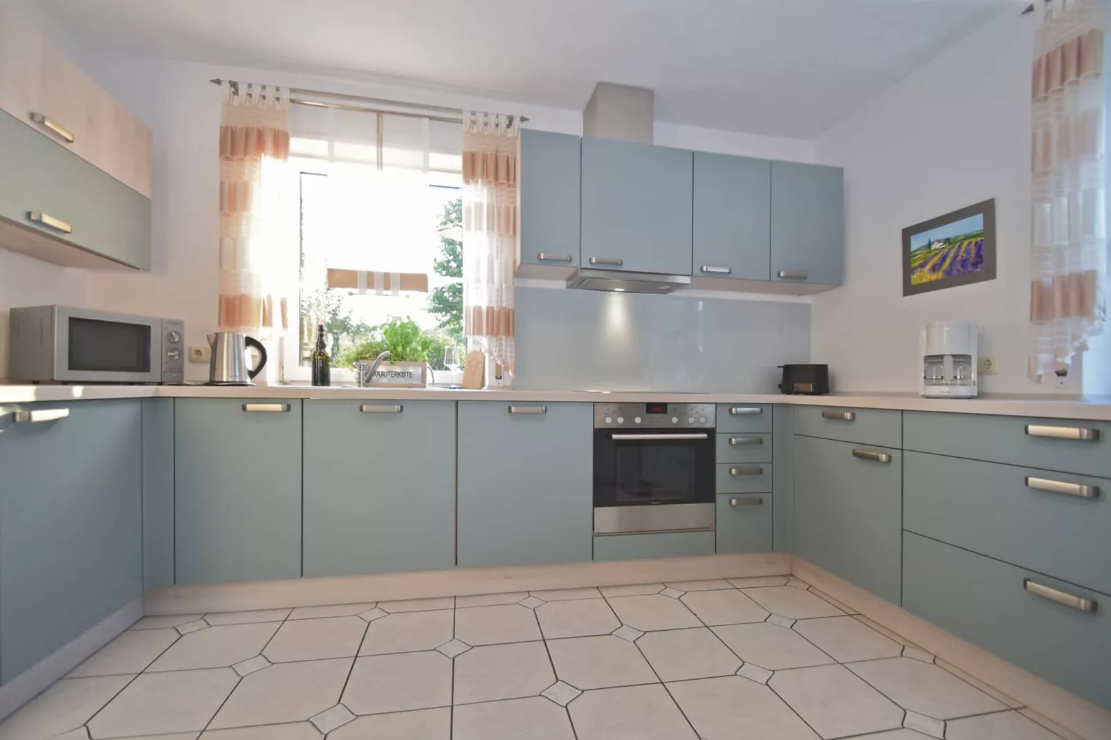 Zur Gradlhöhe-Kitchen