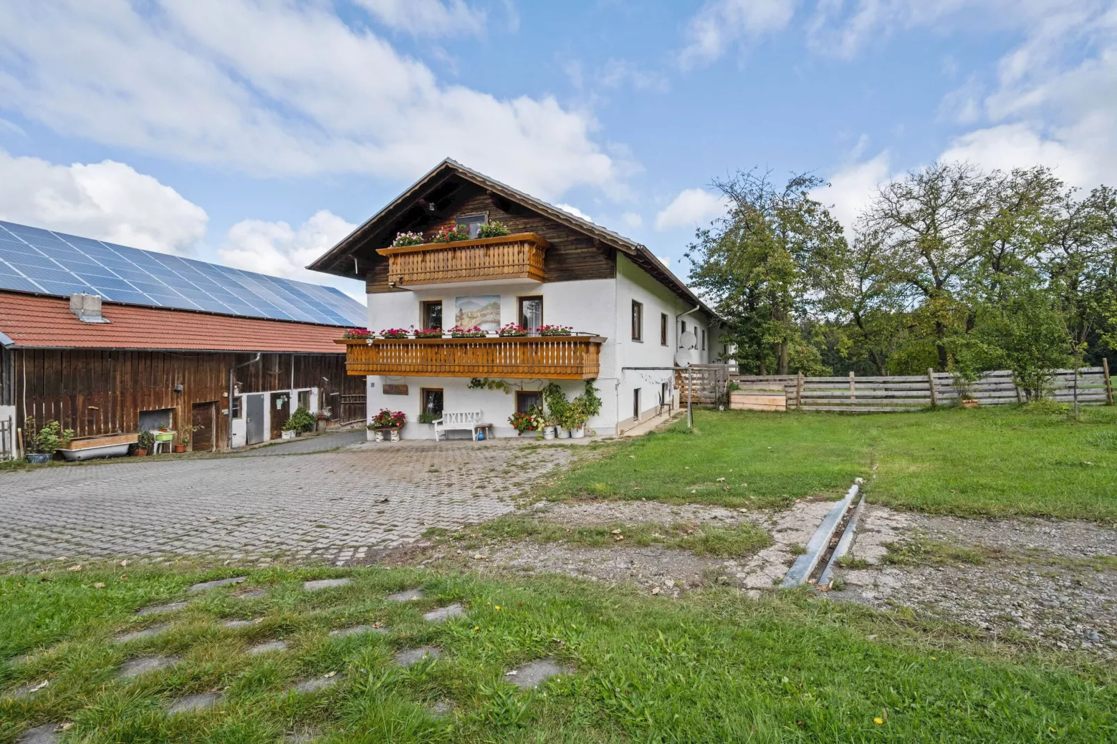 Urlaub auf dem Bauernhof-Exterior summer