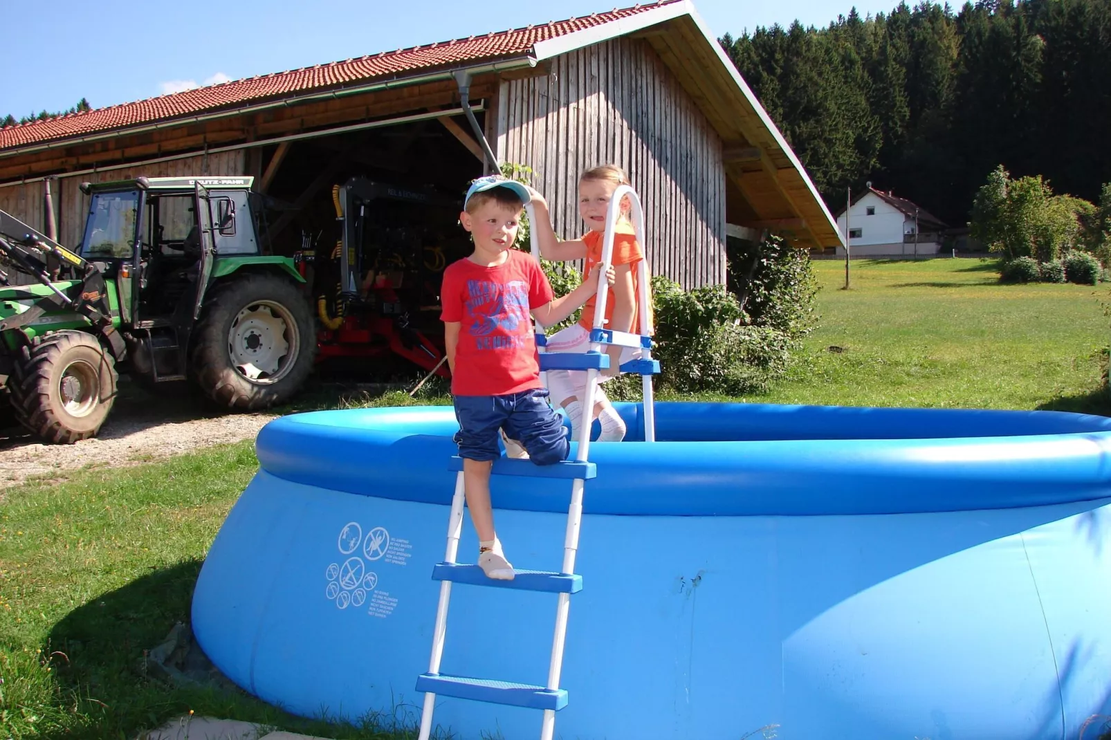Urlaub auf dem Bauernhof-Pool