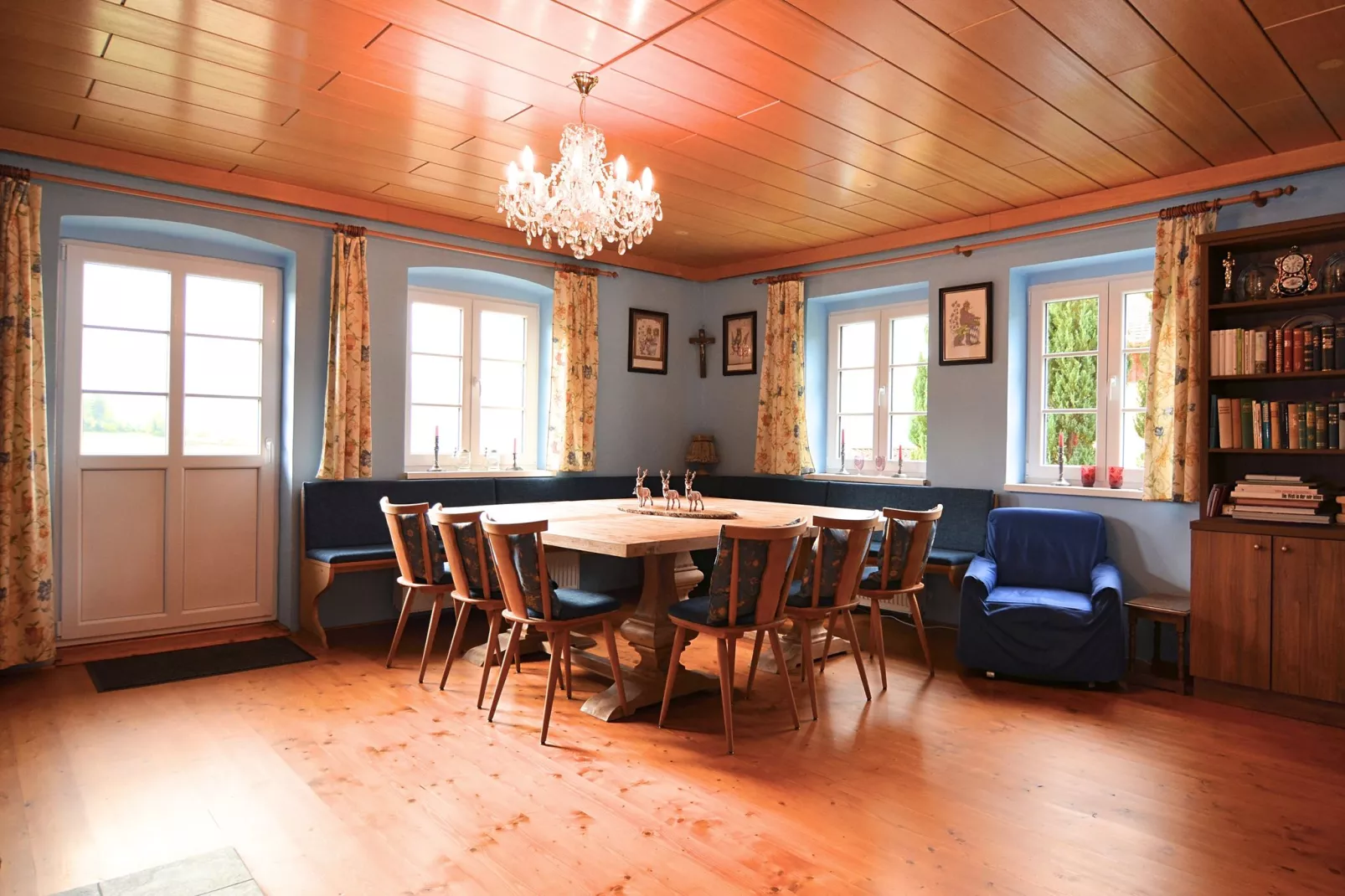 Bayerischer Wald-Dining room