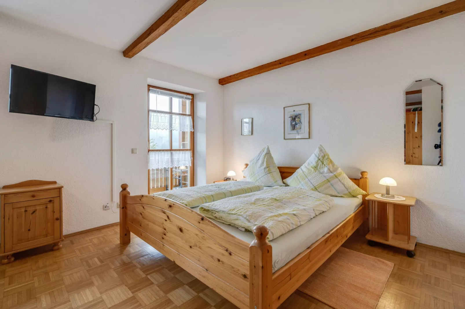 Osserblick-Bedroom