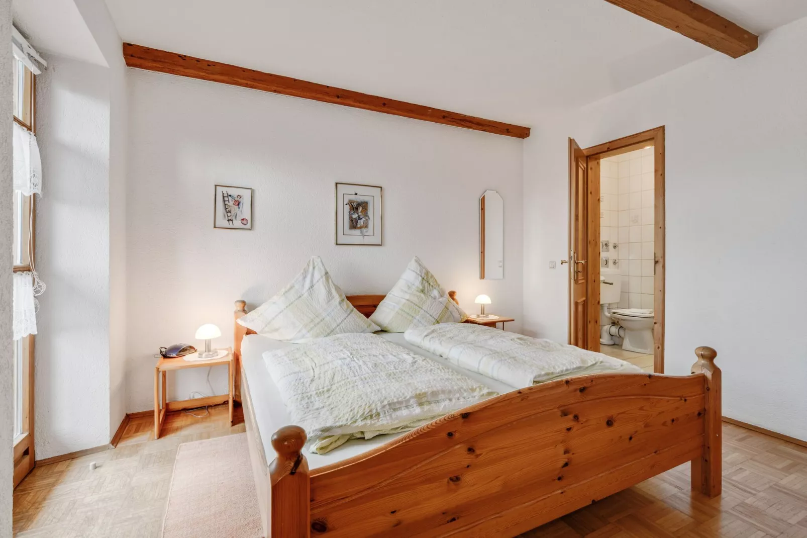 Osserblick-Bedroom