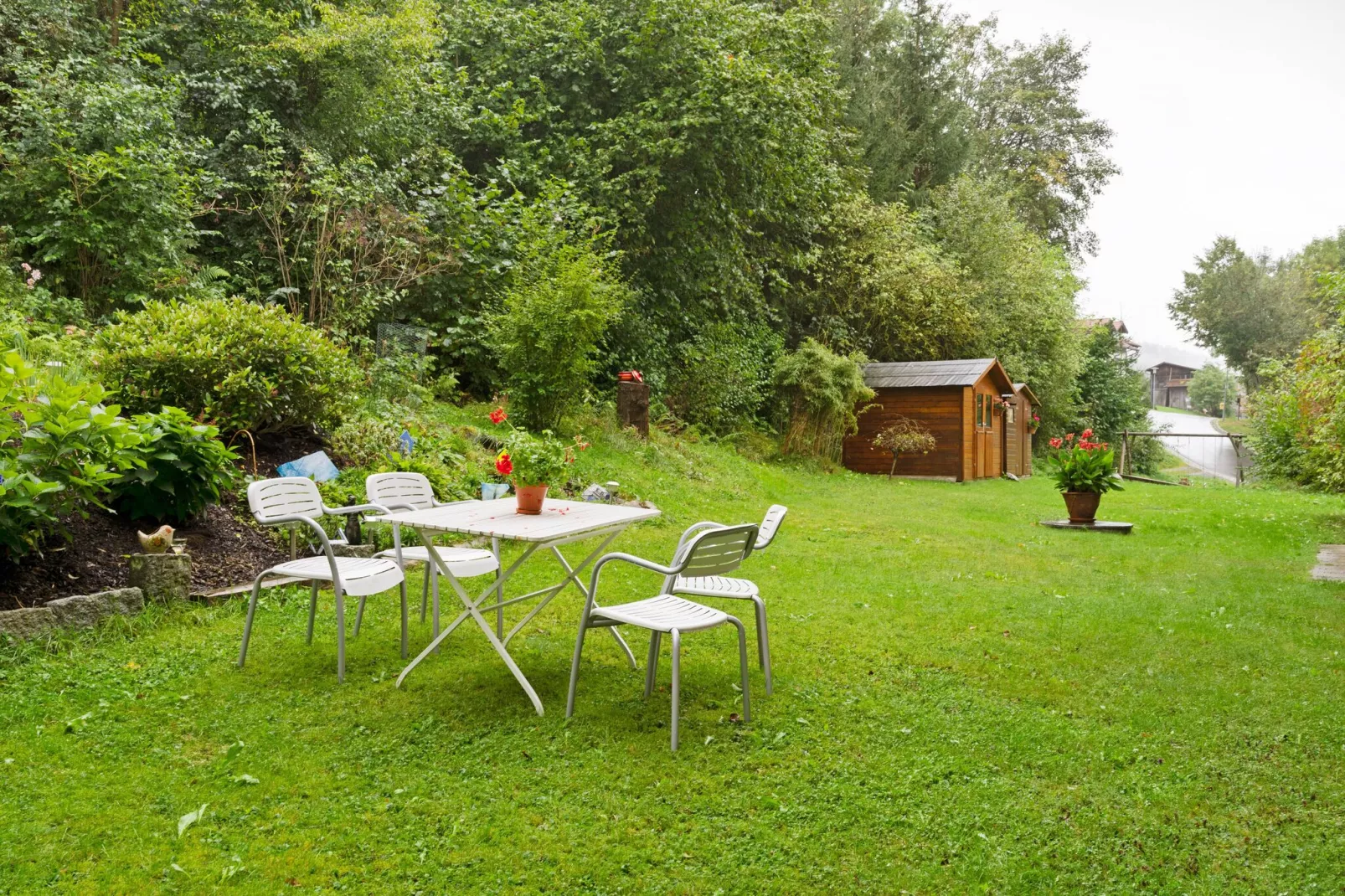 Osserblick-Gardens summer