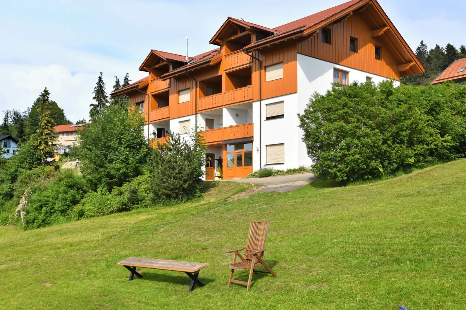 Stocking-Exterior summer