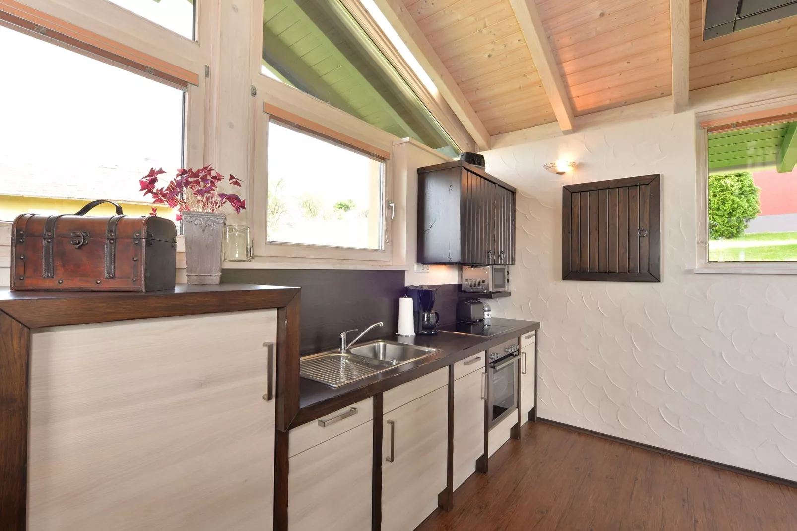 Holiday home with sauna in Viechtach-Kitchen