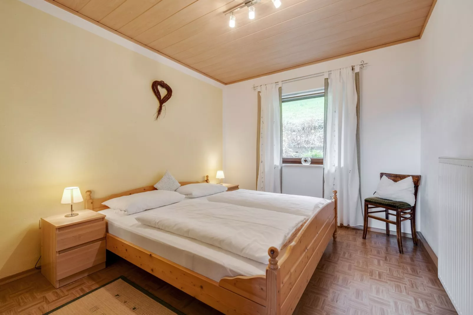 Gruber Ferienhaus-Schlafzimmer