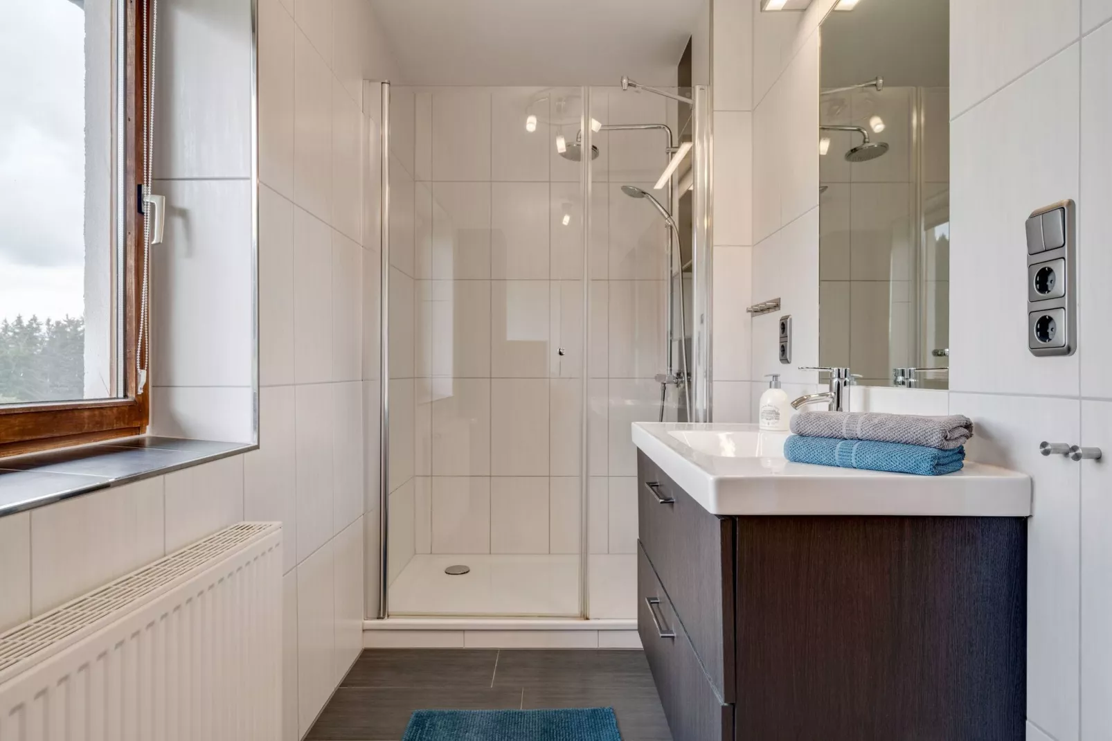 Gruber Ferienhaus-Badezimmer