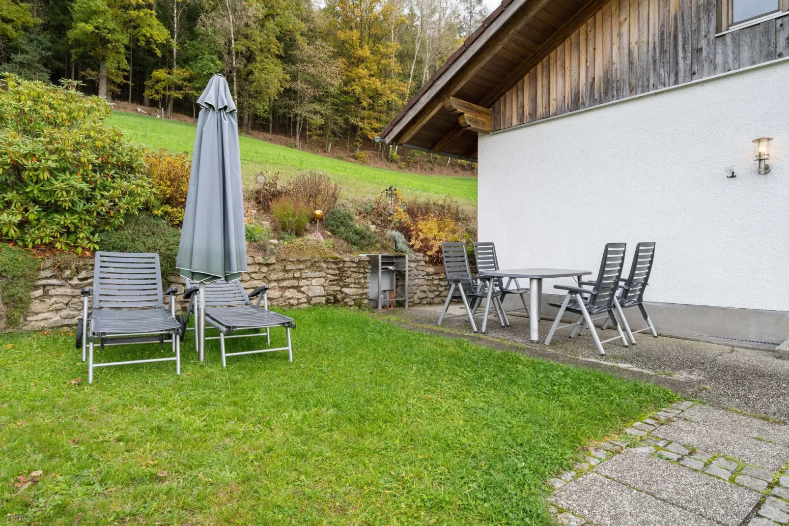 Gruber Ferienhaus-Gärten Sommer