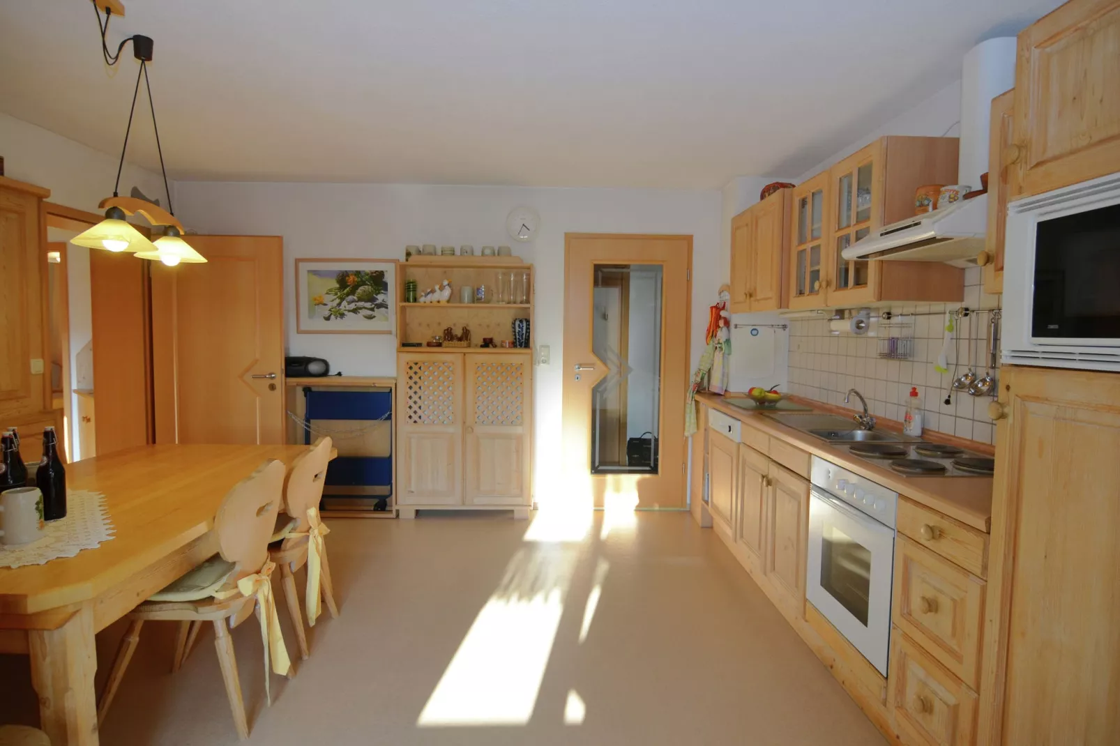 Im Zellertal-Dining room