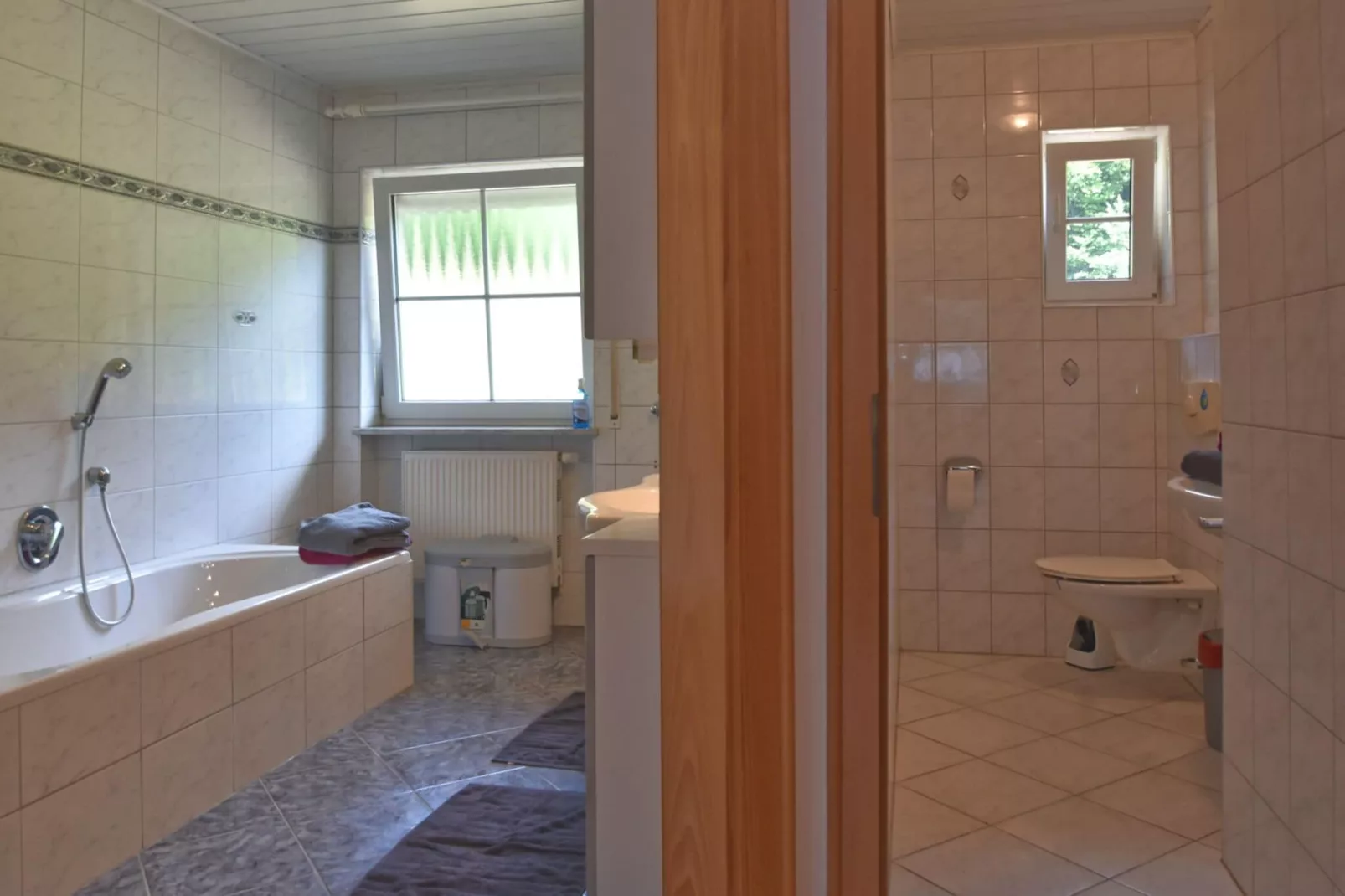 Sonnenwald-Bathroom
