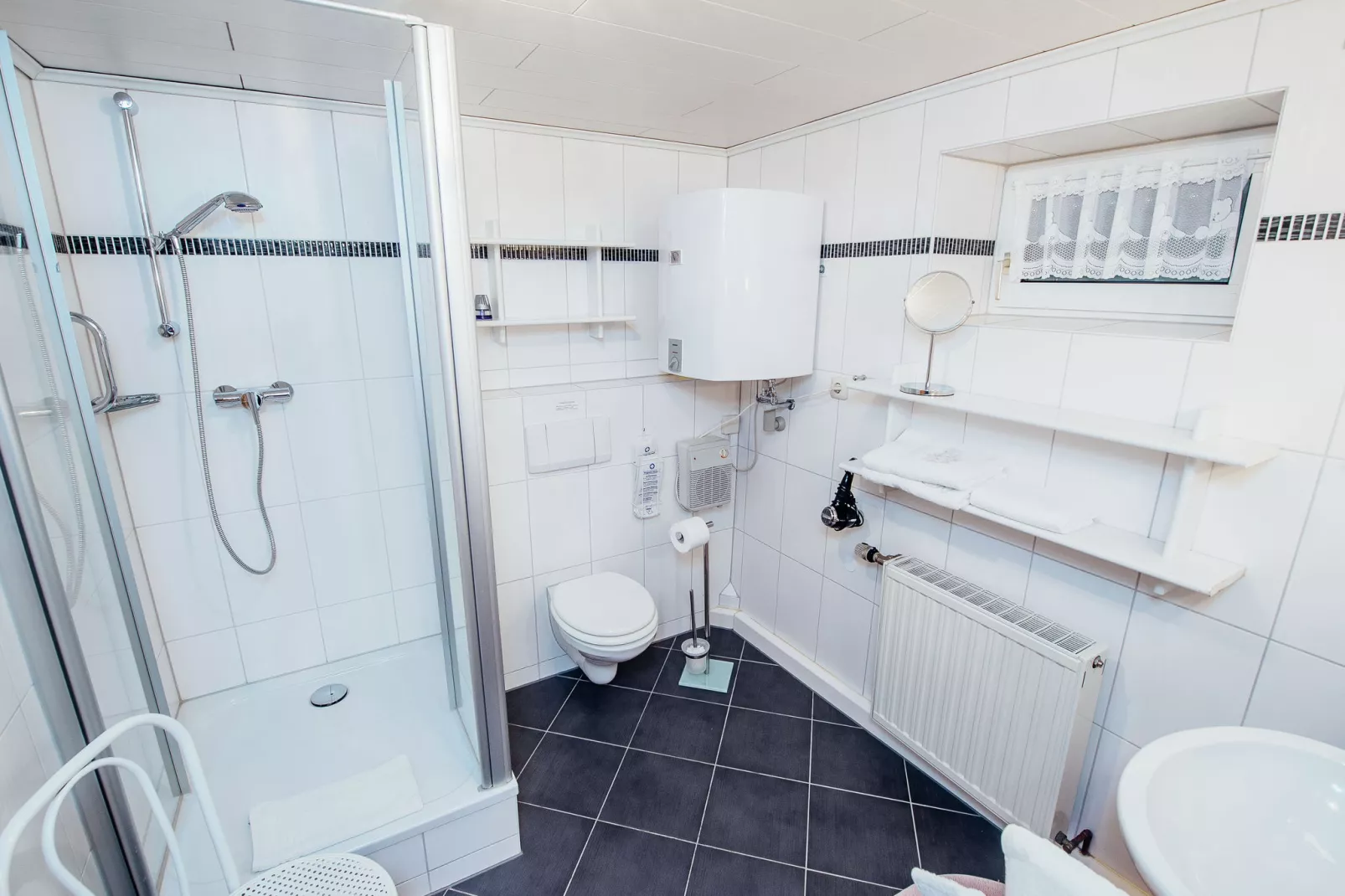 Fränkische Schweiz-Bathroom