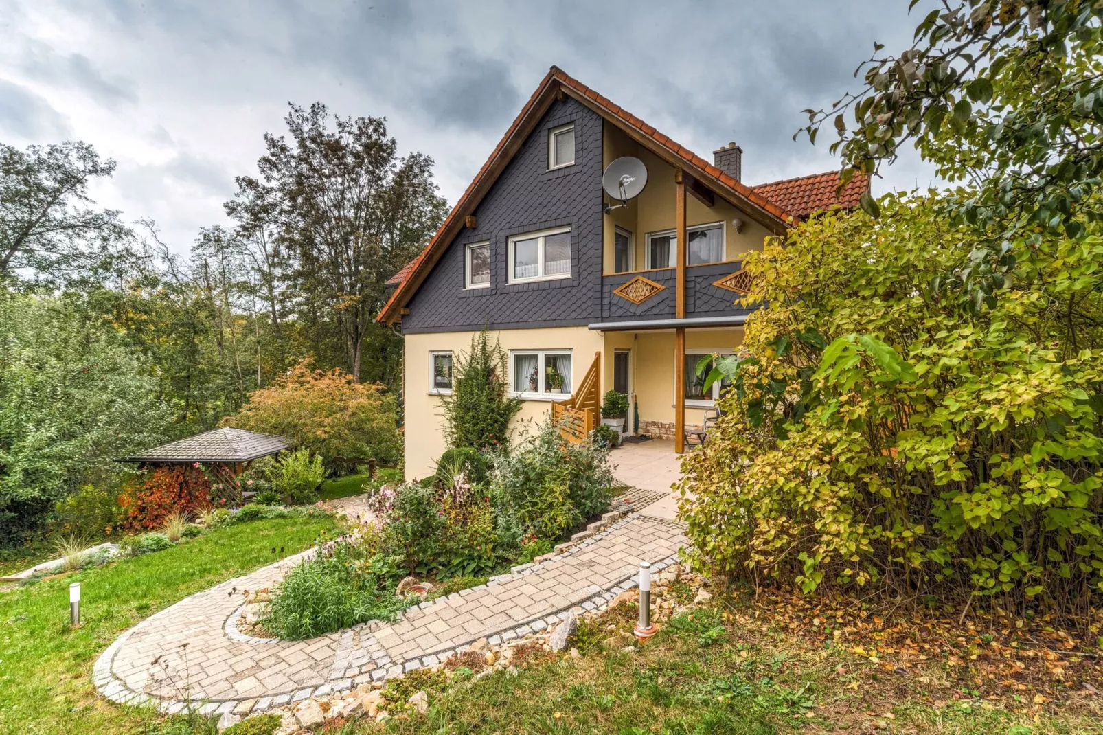 Martkrodach-Exterior summer