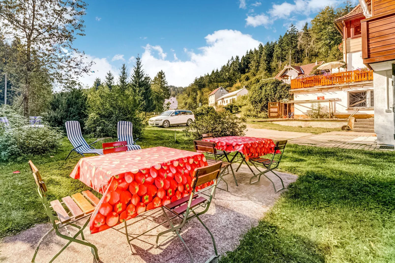 Waldblick-Garten Sommer