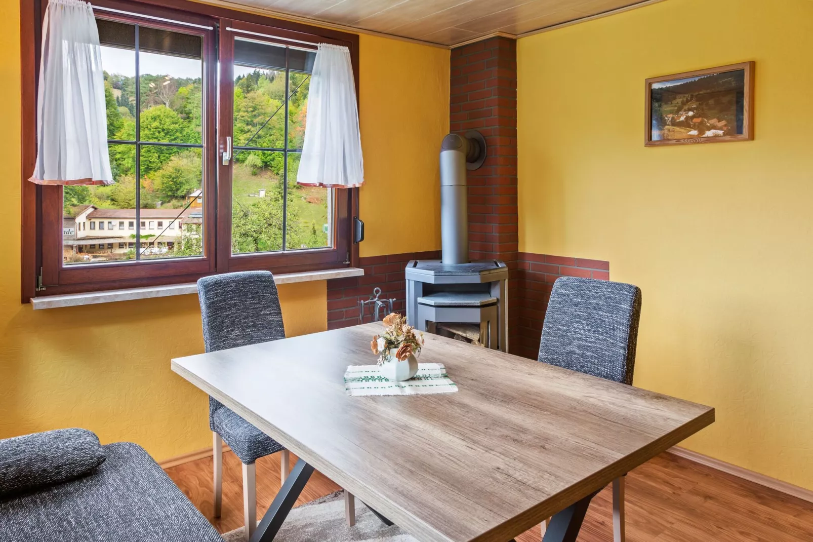 Am Steinberg-Wohnzimmer