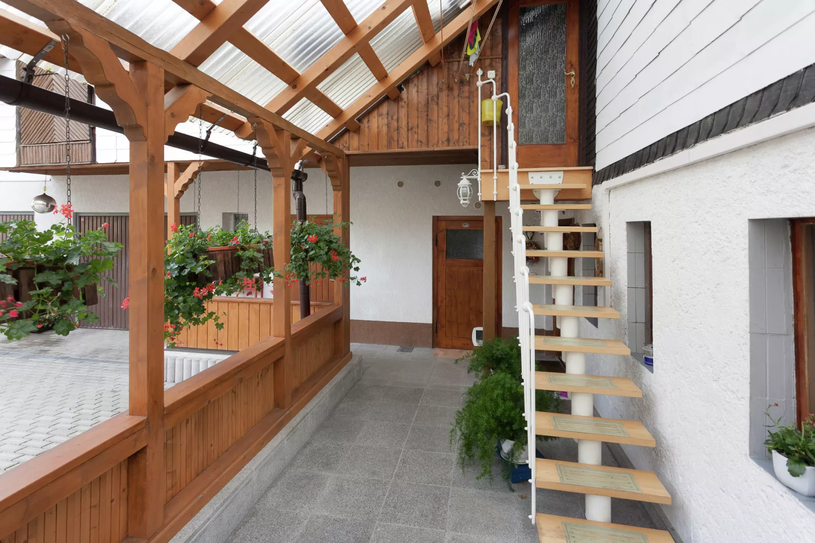 Bärbel-Terrace balcony