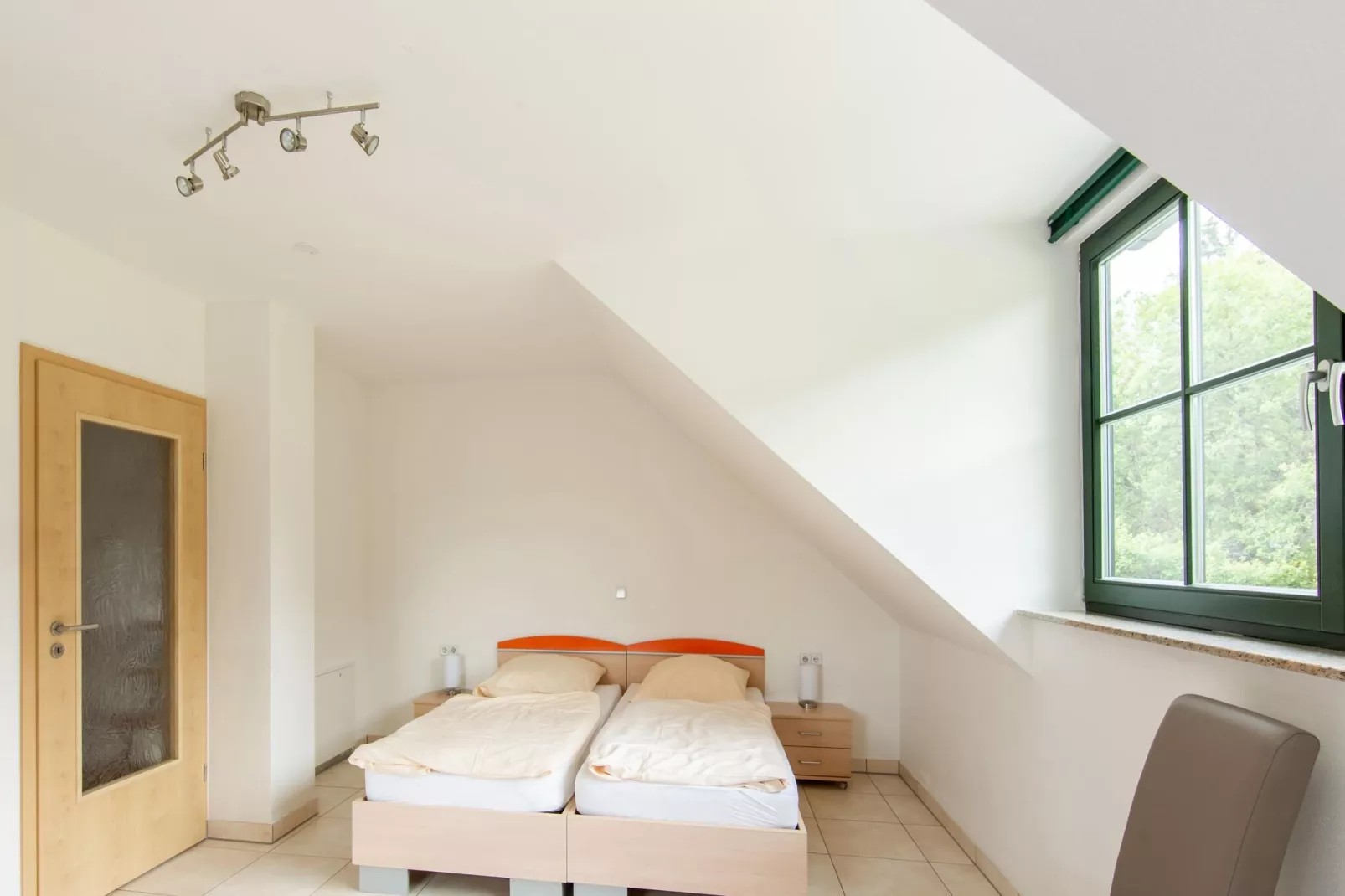 Dreistromstein-Schlafzimmer