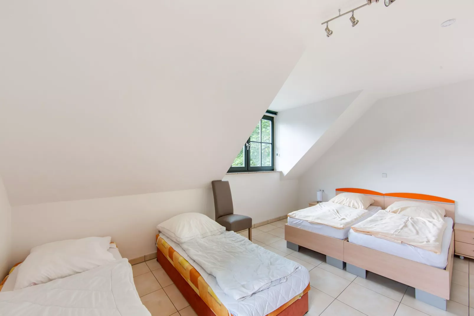 Dreistromstein-Schlafzimmer