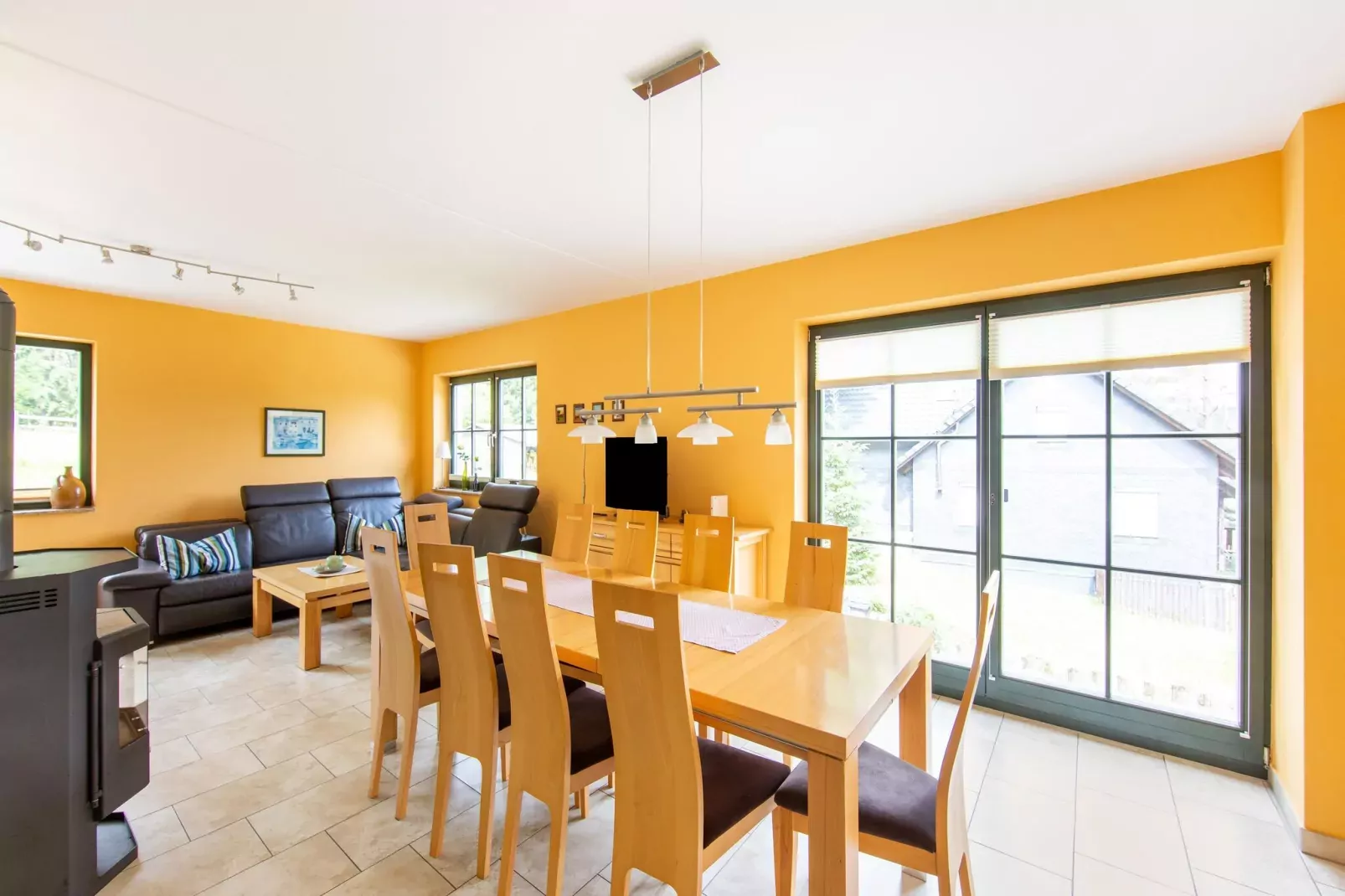 Gruppenhaus Friedrichshöhe-Wohnzimmer