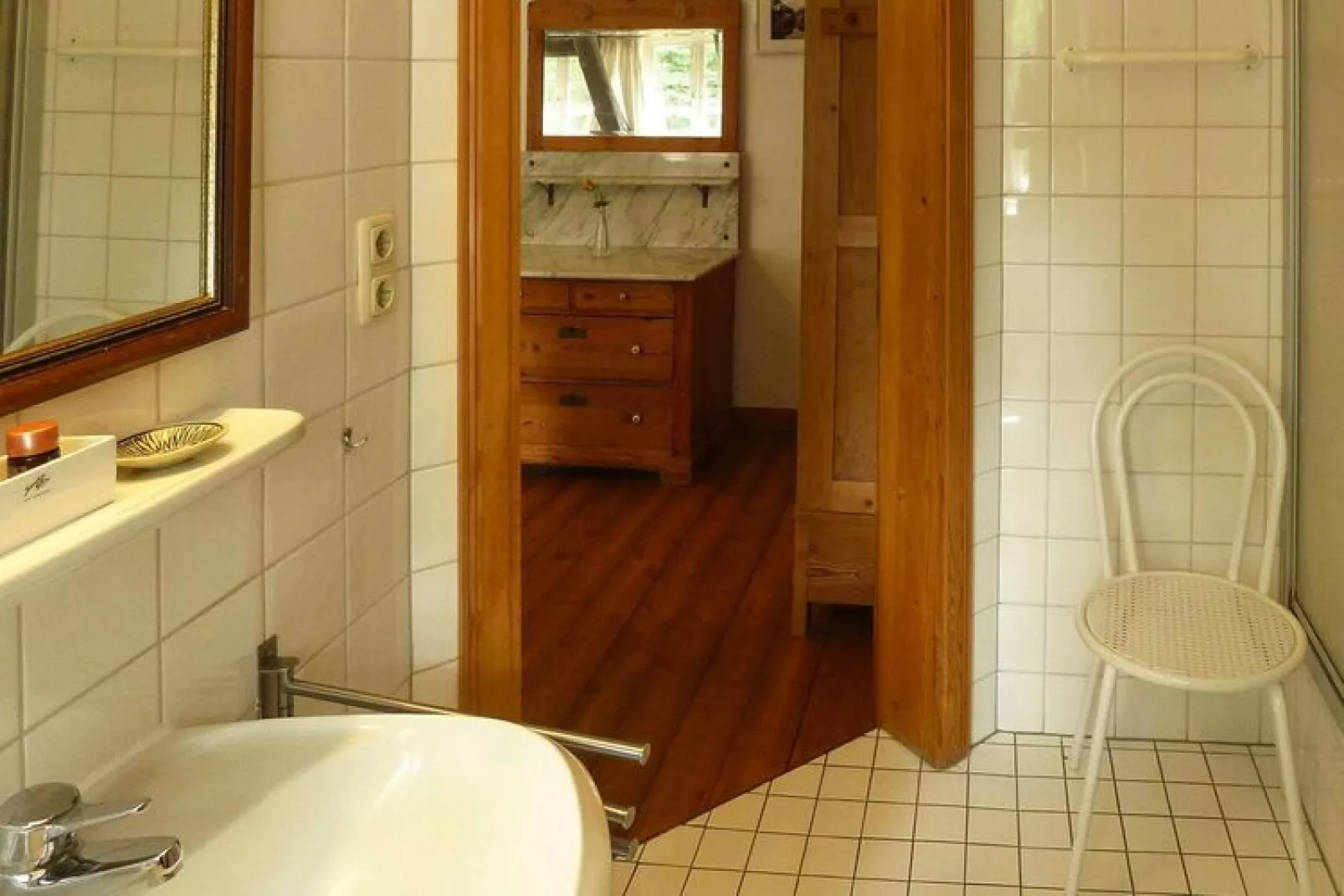 Hühnerhaus-Bathroom