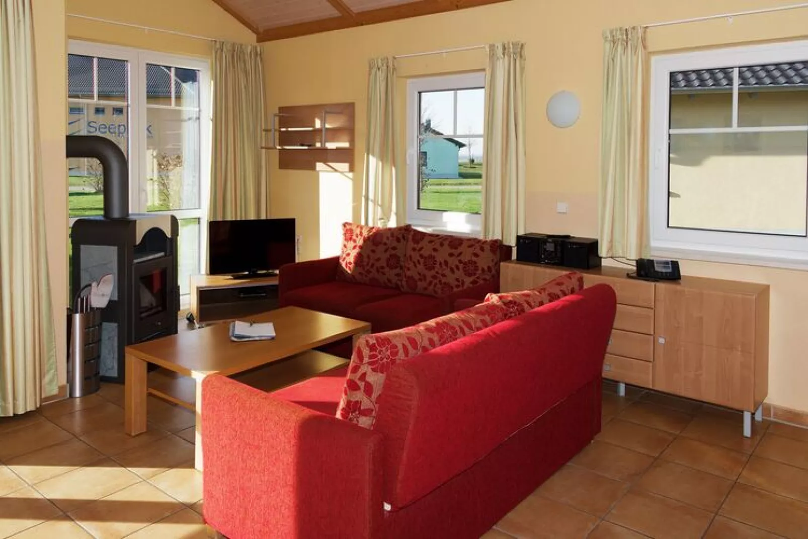 FH Zwergseeschwalbe-Living room