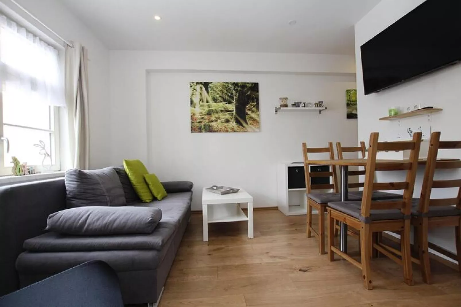 App1-Living room
