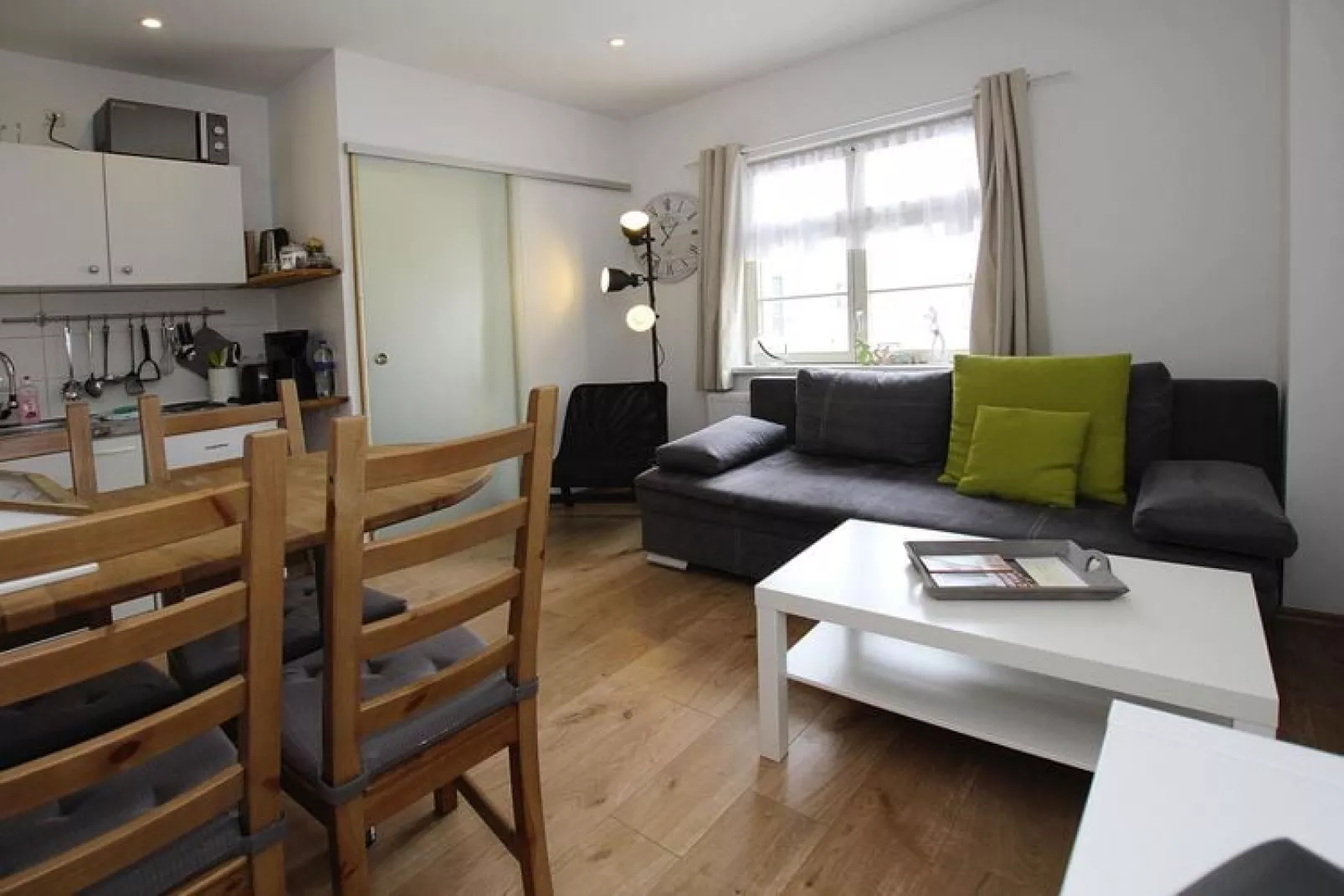 App1-Living room
