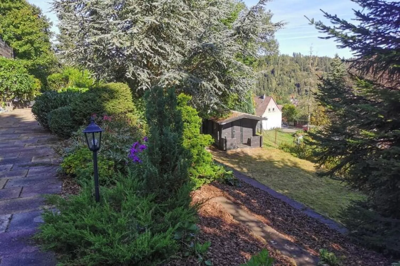 Kombination Bärenhütte  Hirschblick 10 Erw 2 Kinder-Gardens summer