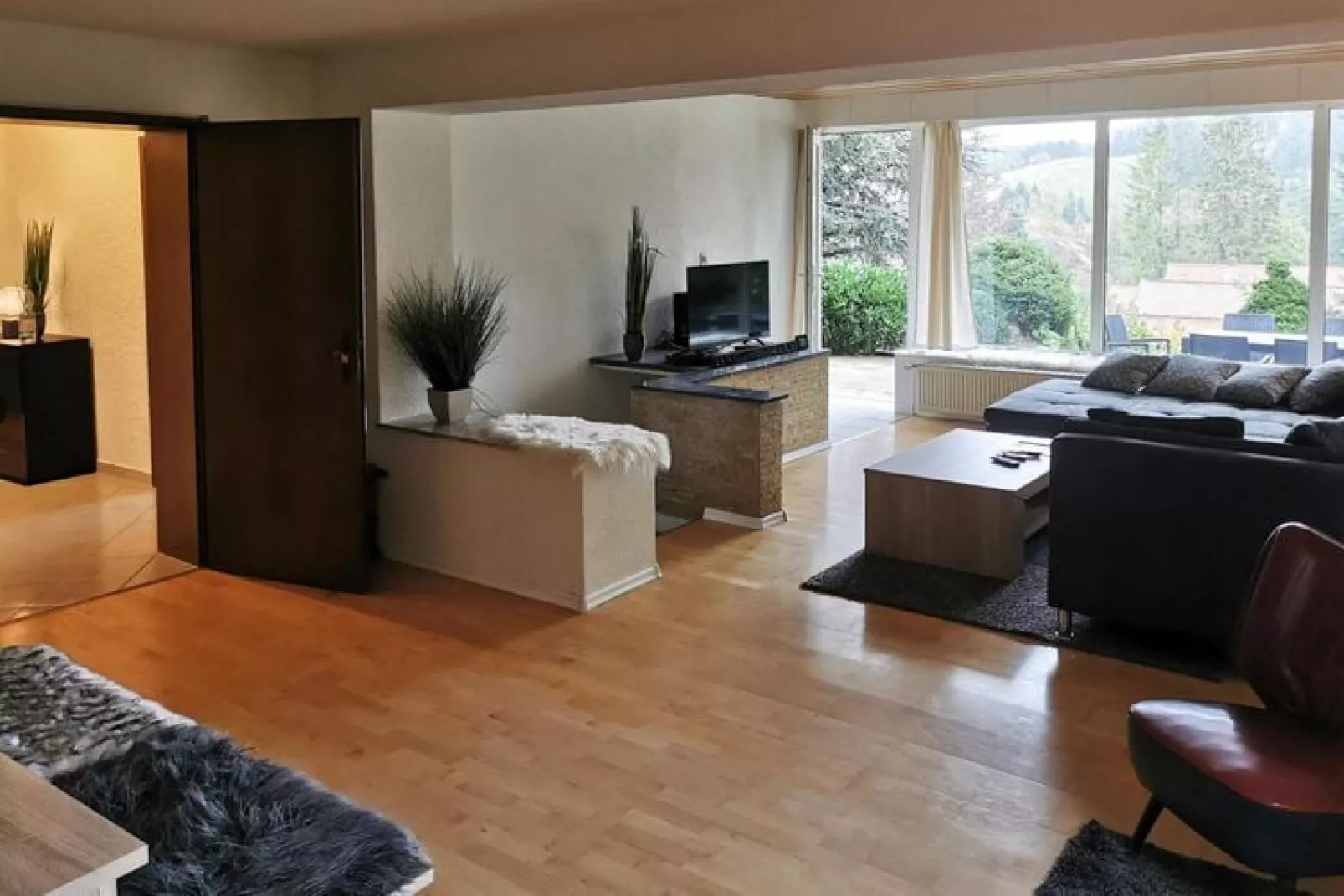 Kombination Bärenhütte  Hirschblick 10 Erw 2 Kinder-Living room