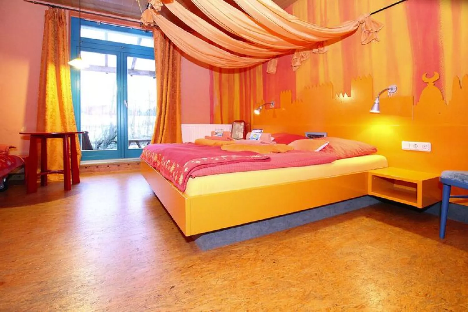 30 Personen-Schlafzimmer