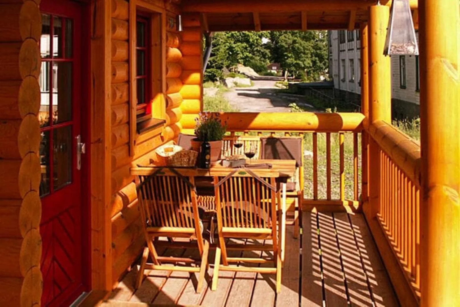 6 Personen-Terrasse