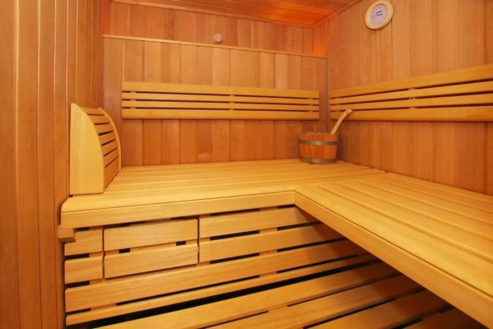 FH PremiumLodge Plus-5 Personen-Bedroom