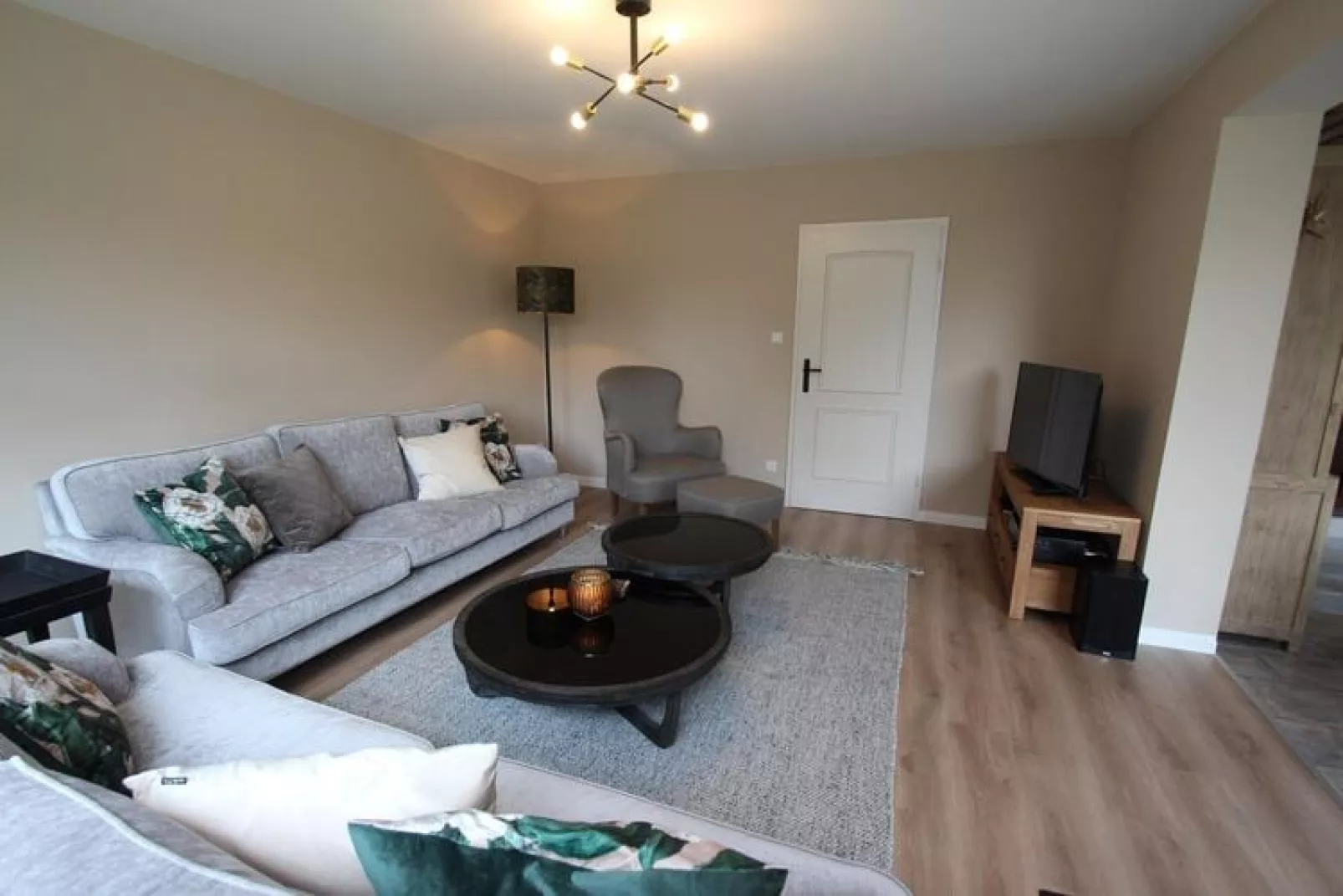 Wohnung 3 Talblick-Wohnzimmer