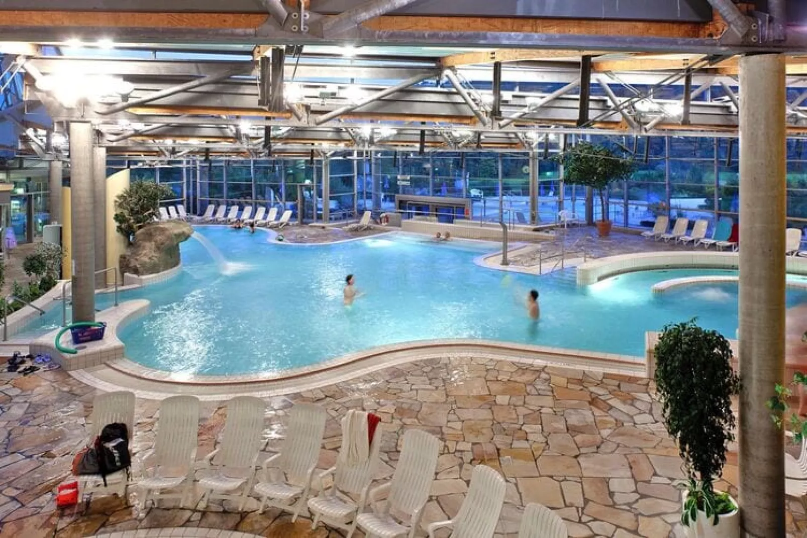 Feriendorf an der Therme Obernsees-Pool
