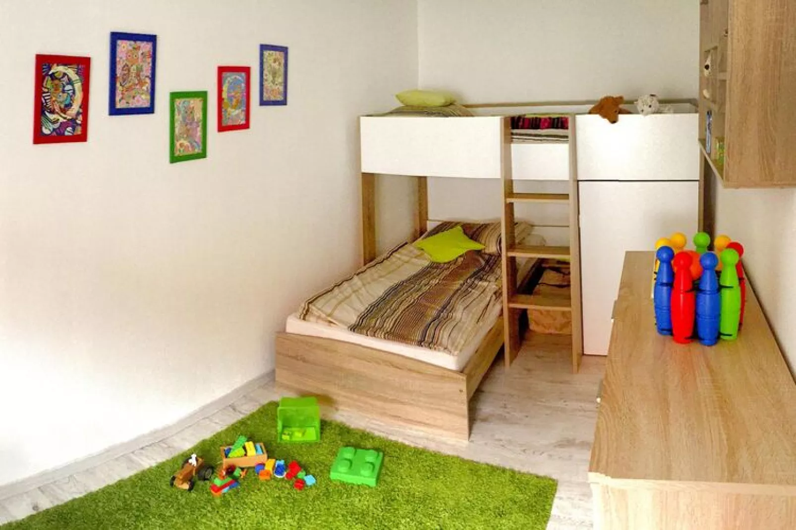 Ferienwohnung Hinter den sieben Bergen-Bedroom