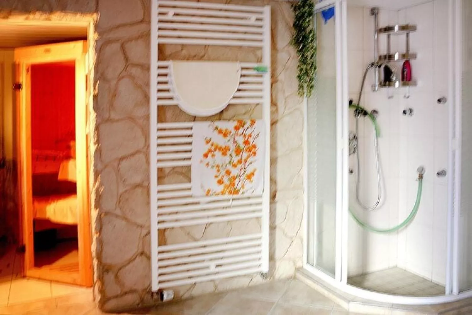 Ferienwohnung Hinter den sieben Bergen-Bathroom