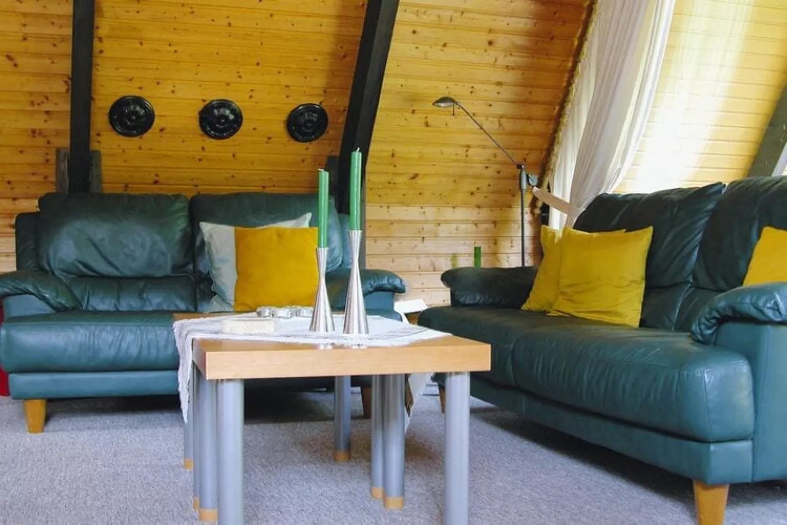 Nurdachhaus/ Typ 2 Winnetou 68 qm-Living room