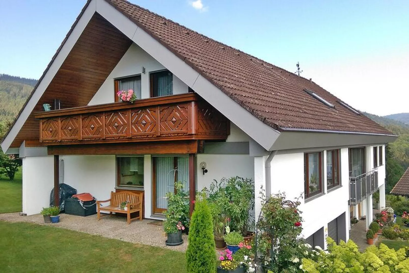 Fewo 75 qm-Exterior summer