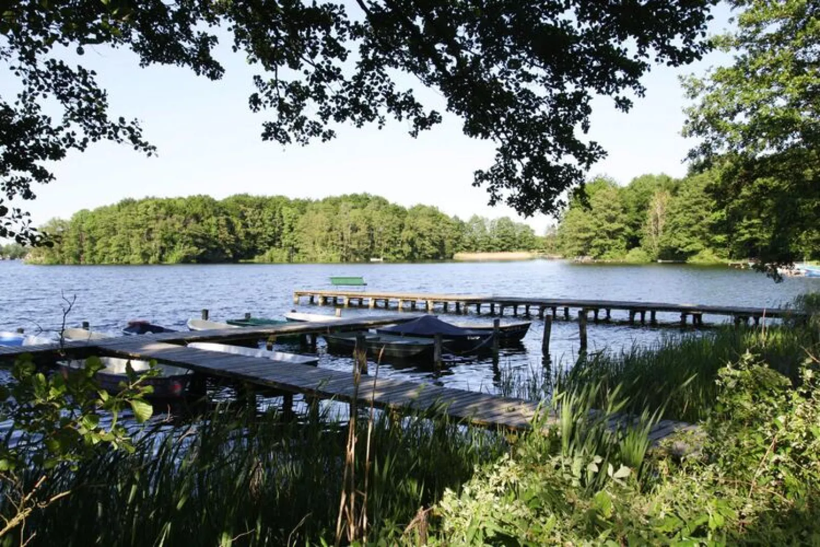 Ferienhaus Larsson-Zones d'été à 1 km