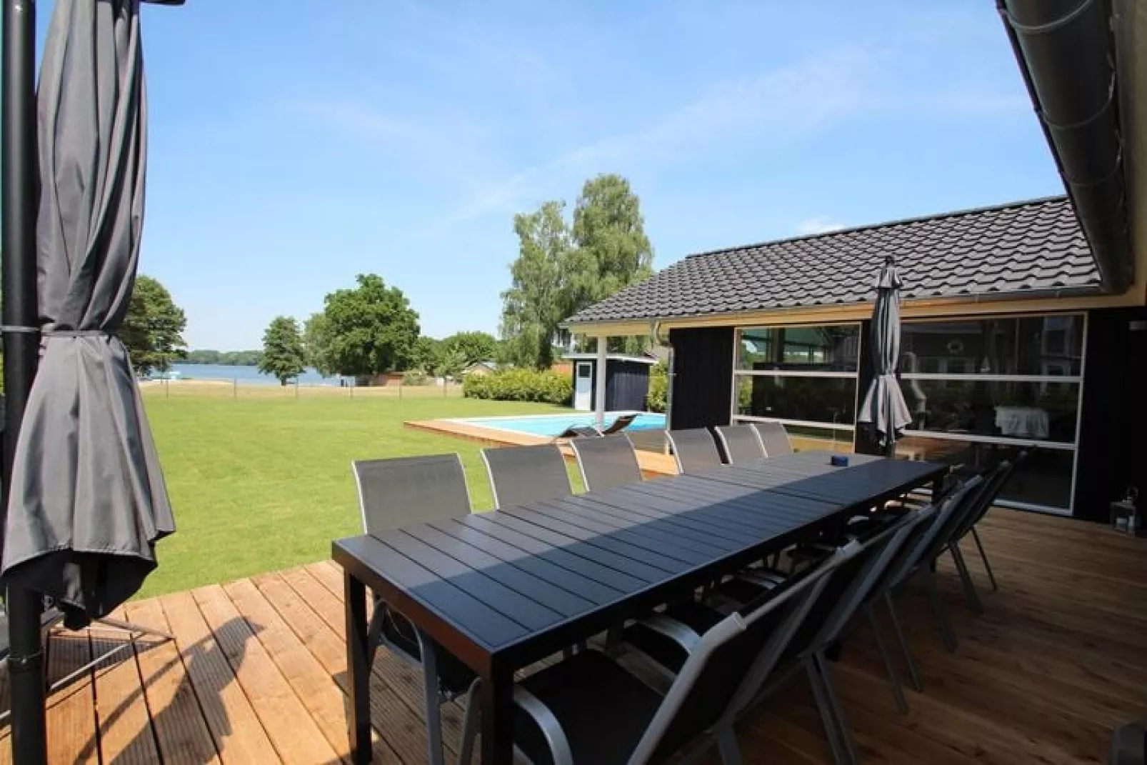 Poolhaus 140 qm-Terrace balcony