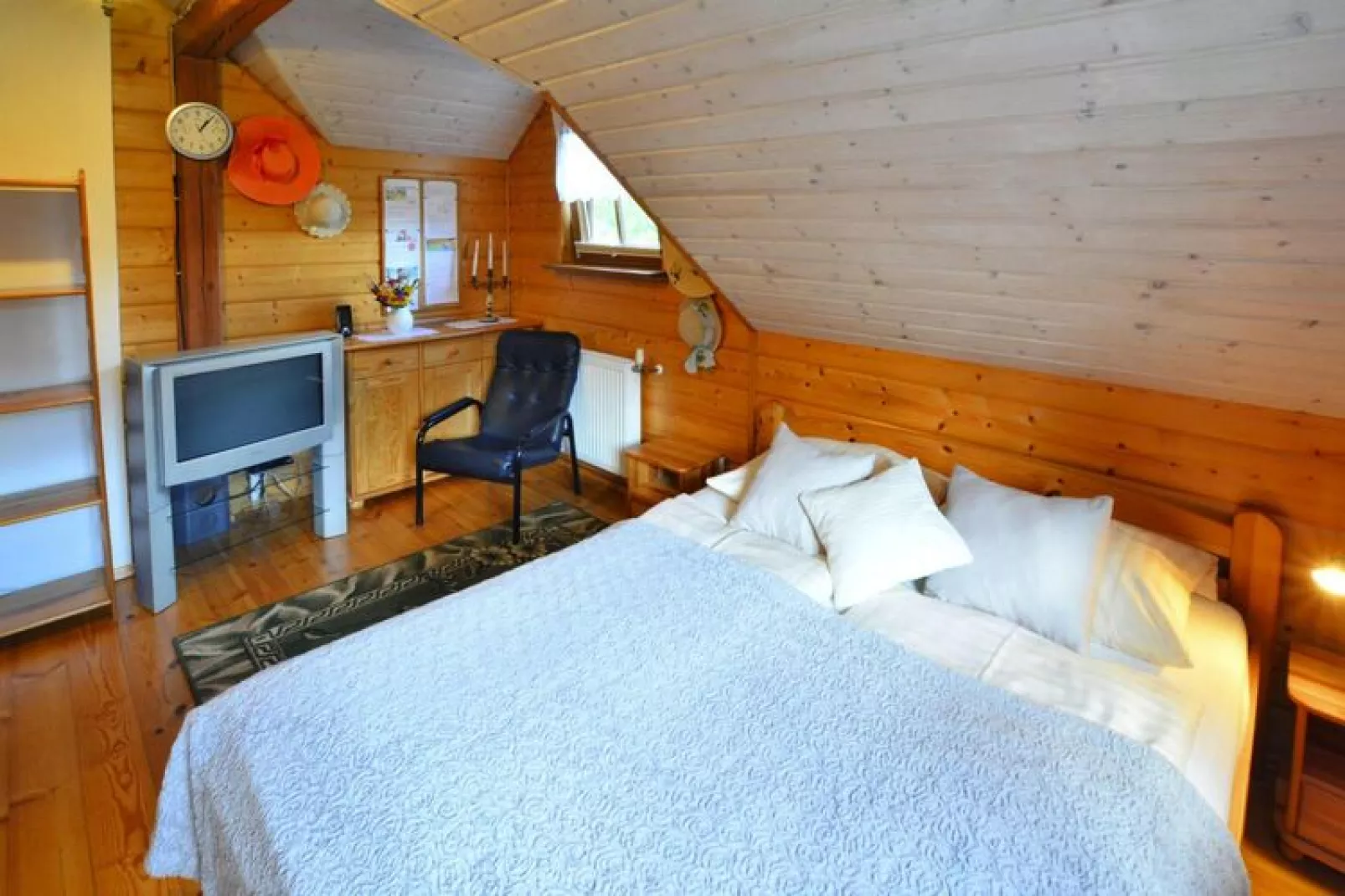 Dom wakacyjny nad jeziorem Oswino-Bedroom