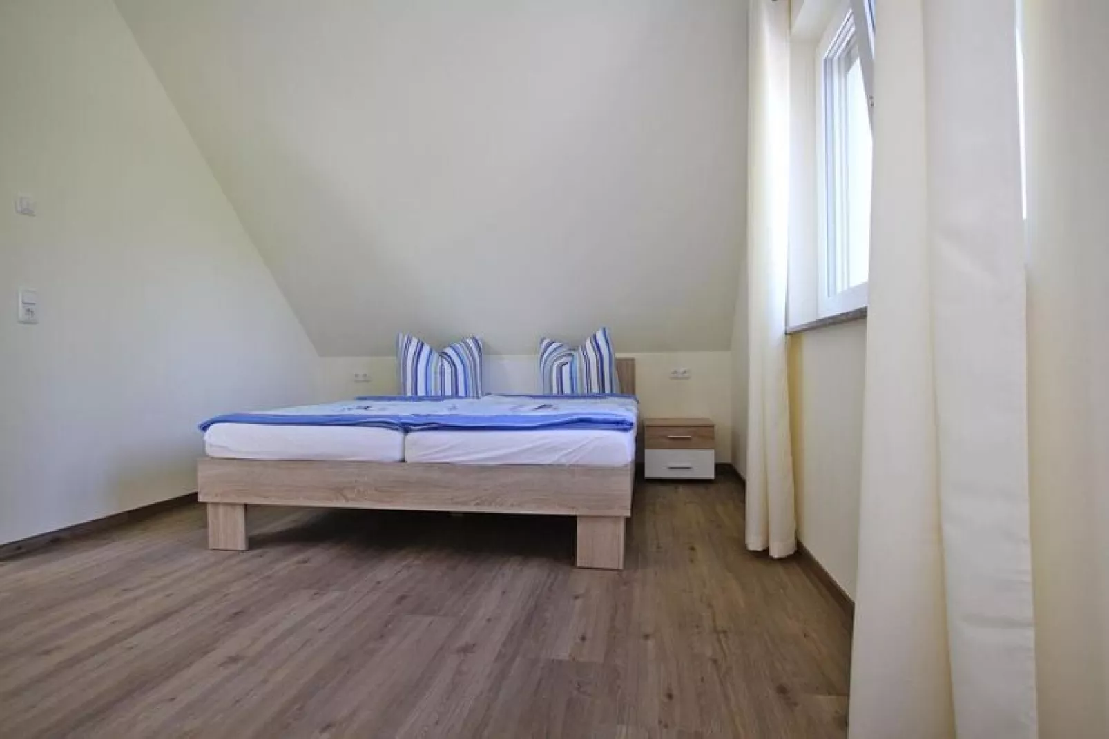 Reihenhaus Hafenflair / Haus 2 / Wohnungen 7 und 9-Bedroom