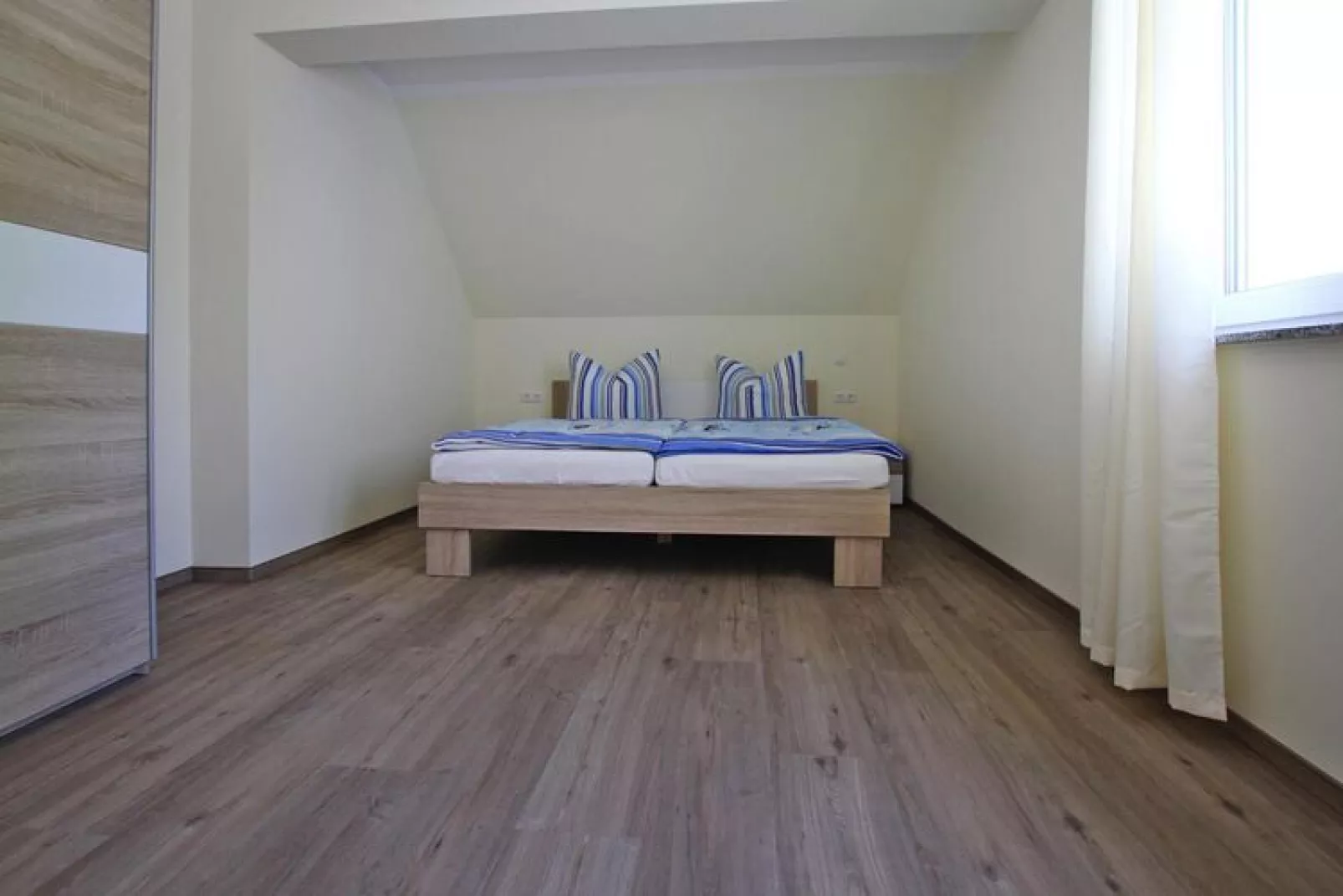 Reihenhaus Hafenflair / Haus 2 / Wohnungen 7 und 9-Bedroom