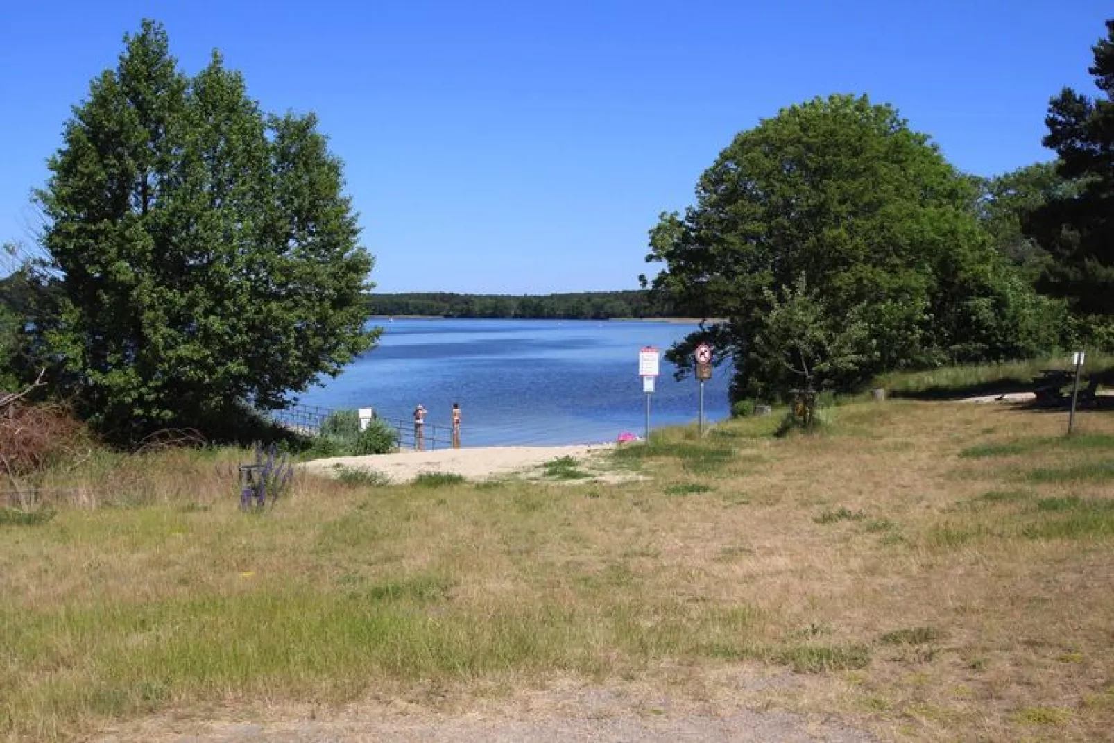 Bungalow 6 Waren-Water view