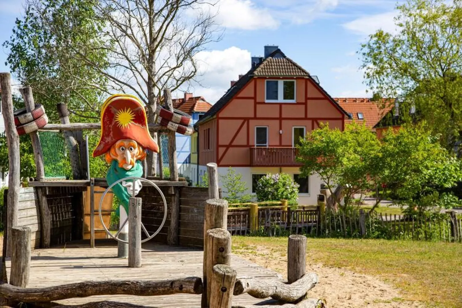 BEECH Resort Fleesensee in Göhren-Lebbin-Außenbereich Sommer